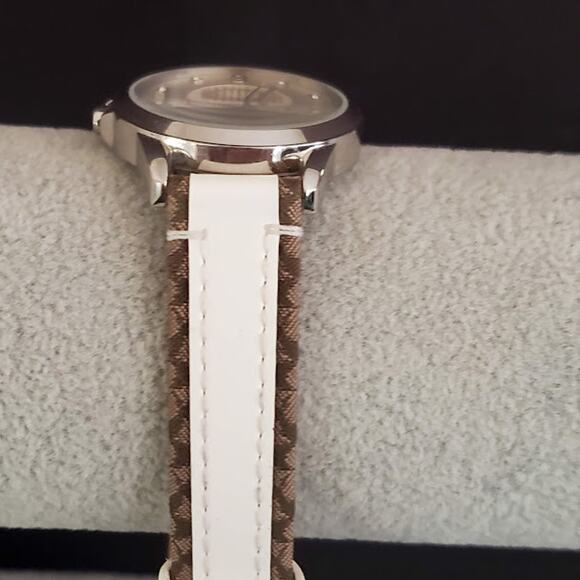 Coach Classic Silver Dial Ladies Watch with Two-Toned Leather Band Coach 37mm - Picture 8 of 10